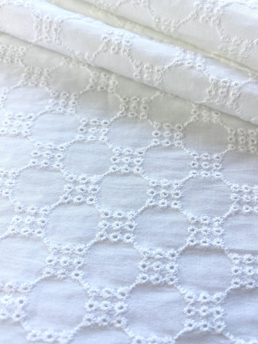 COTTON EYELET - FabricPlanet