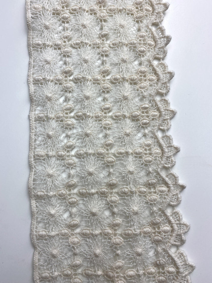 Natural Webed Floral - FabricPlanet