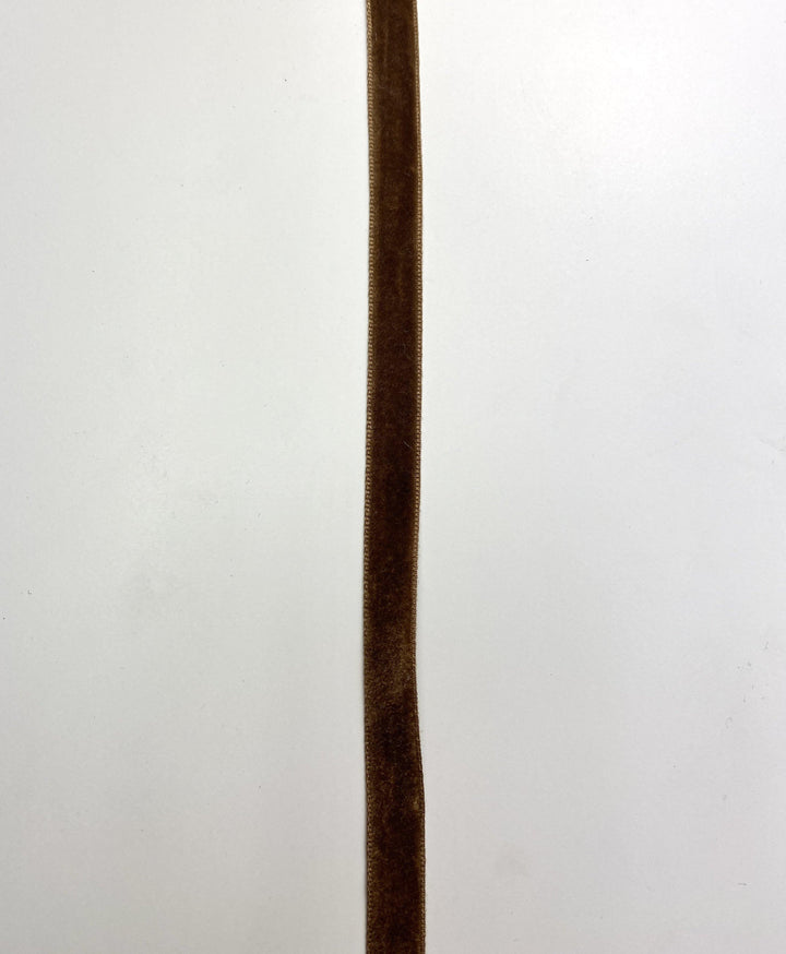 Light Brown Velvet Trim - FabricPlanet
