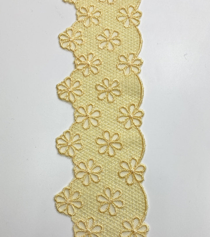 Yellow Floral lace - FabricPlanet